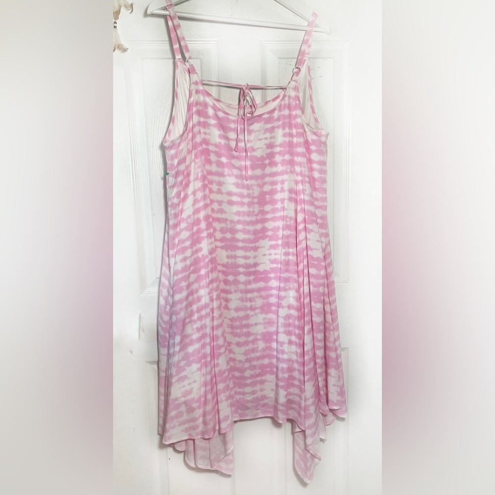 TORRID Pink and‎ White tie dye Women’s Dress Sz 2 (18-20)